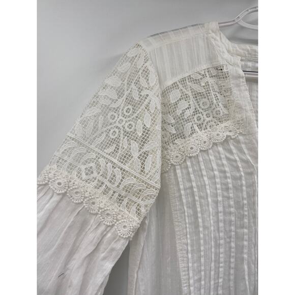 Feather Bone Anthropologie Lucille White Long High-Low Crochet Button Front Top - Picture 4 of 9